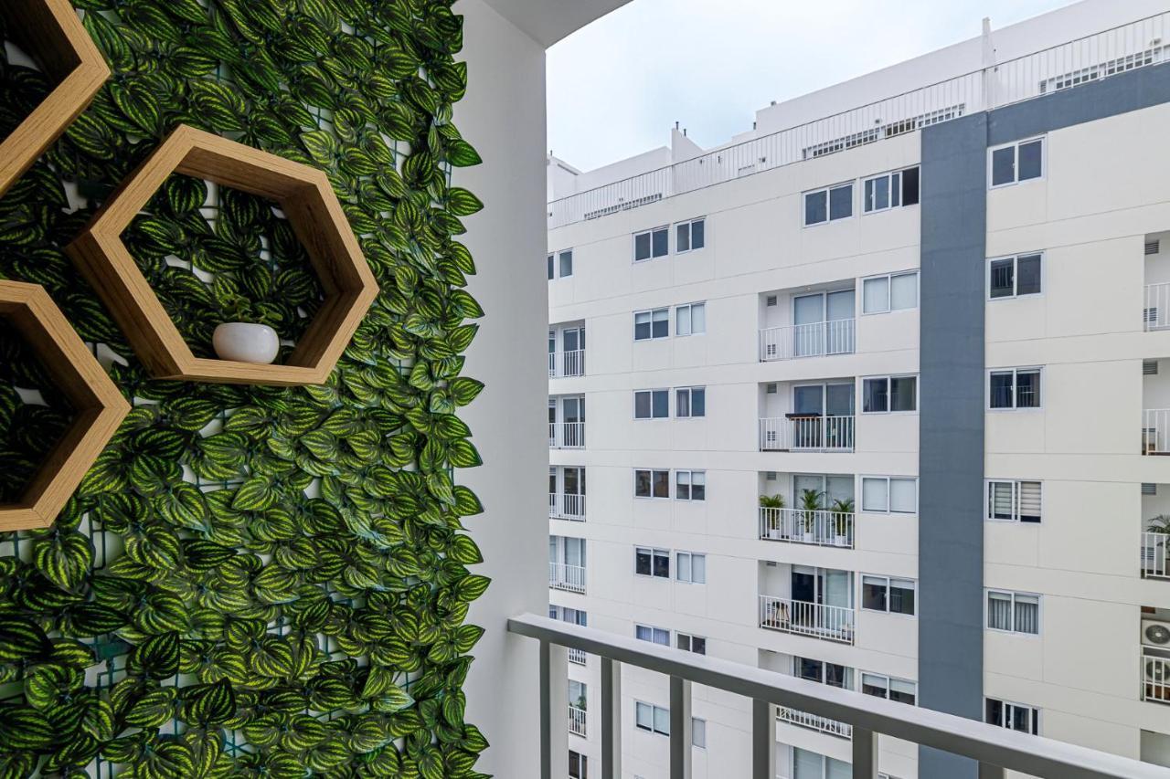 Appartamento Peaceful 2br W Balconies N Parking *