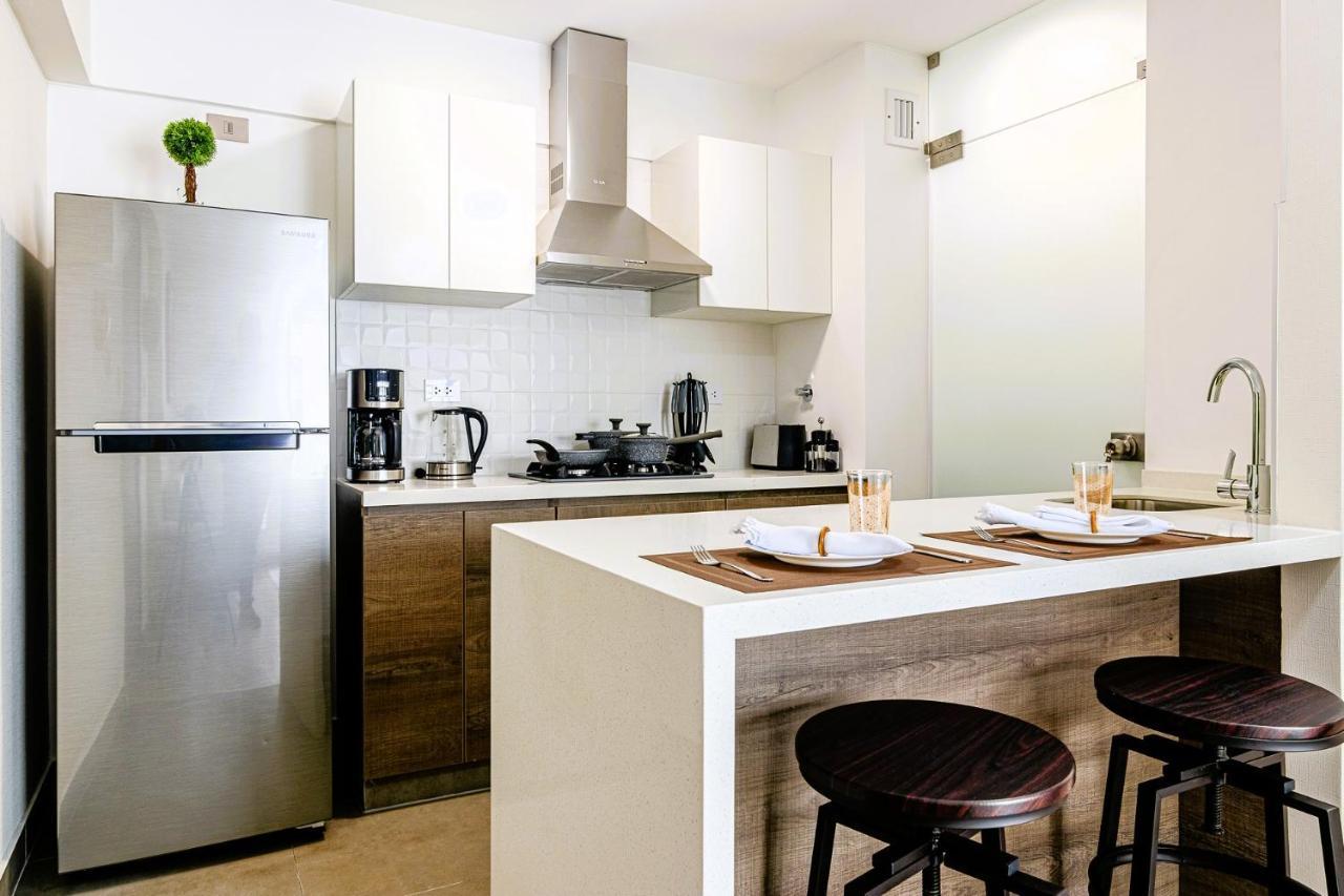 Appartamento Peaceful 2br W Balconies N Parking